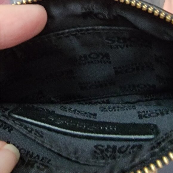 Michael Kors wristlet signature black patent embossed Logo Leather - Picture 8 of 13